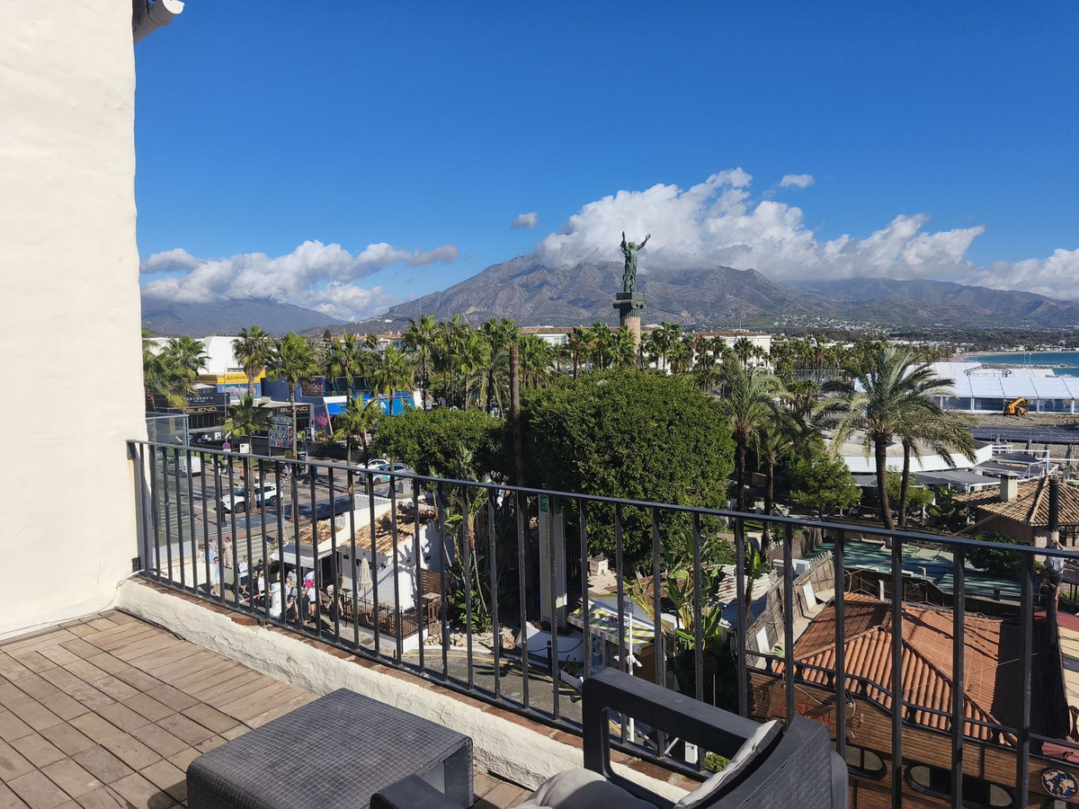 Te koop Penthouse Costa Del Sol Puerto Banús € 695.000,-