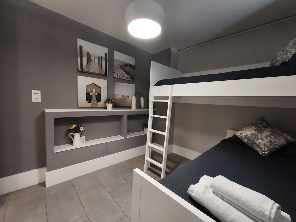 Te koop Middle Floor Apartment Costa Del Sol Puerto Banús € 645.000,-