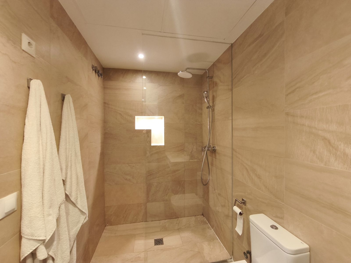 Te koop Middle Floor Apartment Costa Del Sol Puerto Banús € 645.000,-