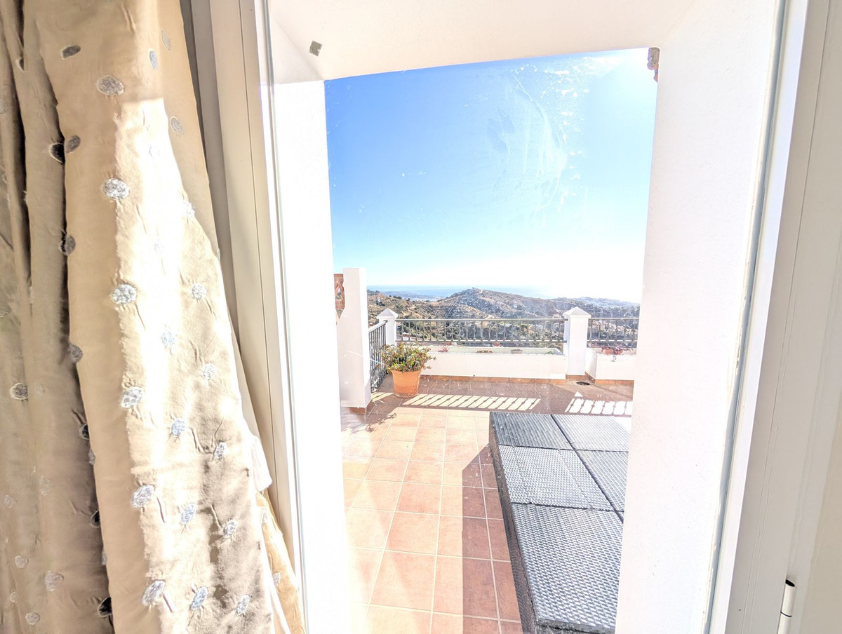 Te koop Penthouse Costa Del Sol Calahonda € 499.000,-