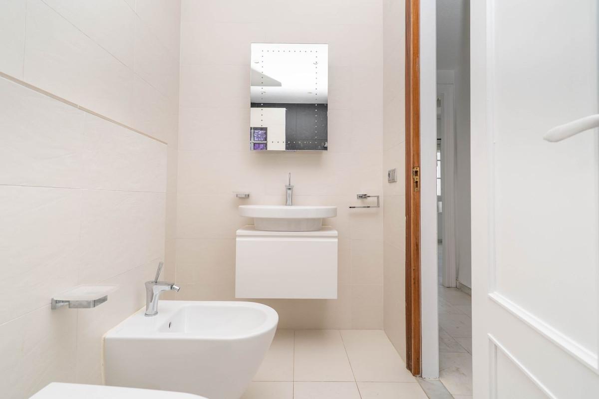 Te koop Herenhuis Costa Del Sol Nueva Andalucía € 519.000,-