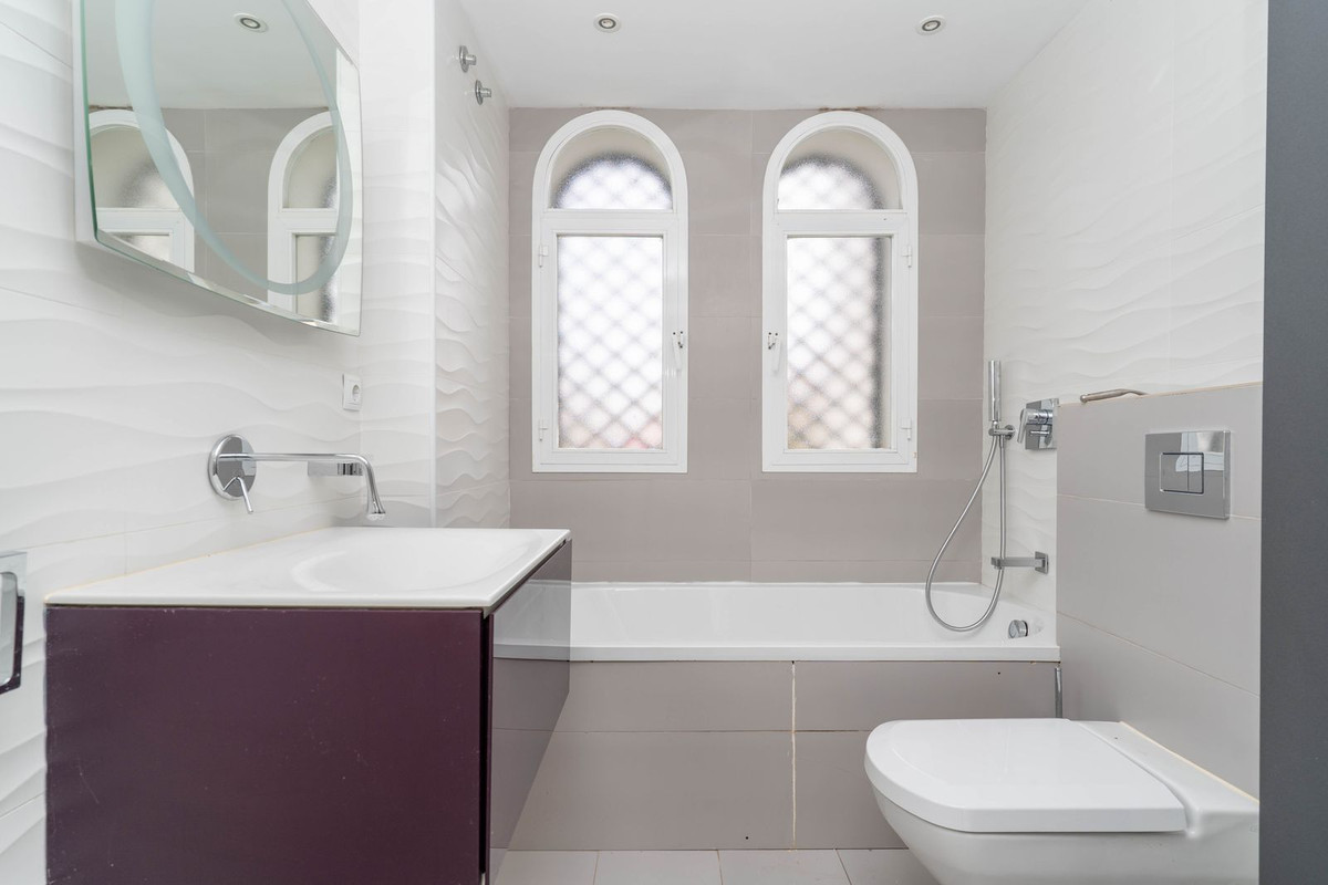 Te koop Herenhuis Costa Del Sol Nueva Andalucía € 519.000,-