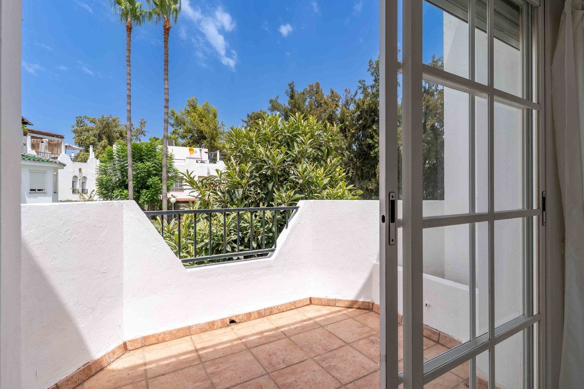 Te koop Herenhuis Costa Del Sol Nueva Andalucía € 519.000,-
