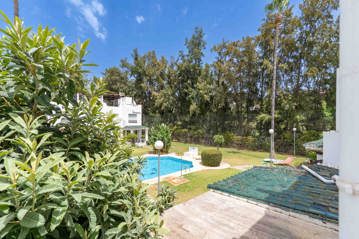 Te koop Herenhuis Costa Del Sol Nueva Andalucía € 519.000,-