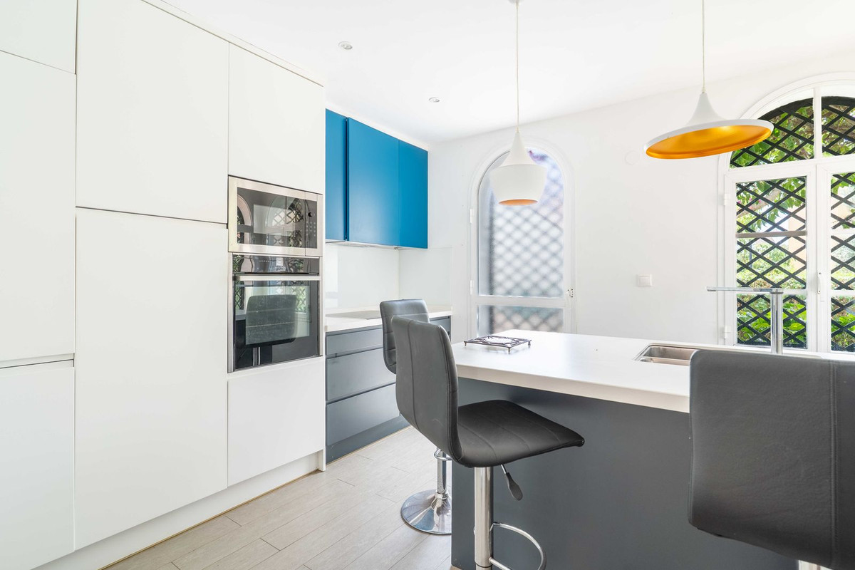 Te koop Herenhuis Costa Del Sol Nueva Andalucía € 519.000,-