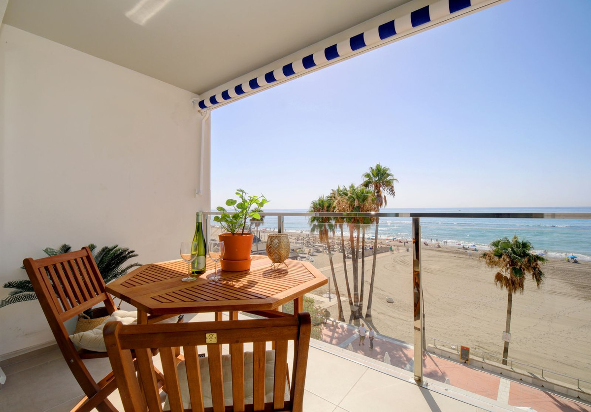 Te koop Middle Floor Apartment Costa Del Sol Estepona € 925.000,-