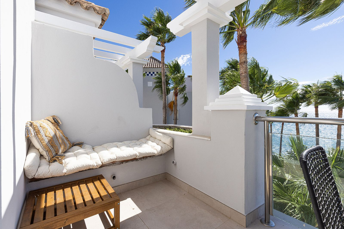 Te koop Penthouse Costa Del Sol Estepona € 975.000,-