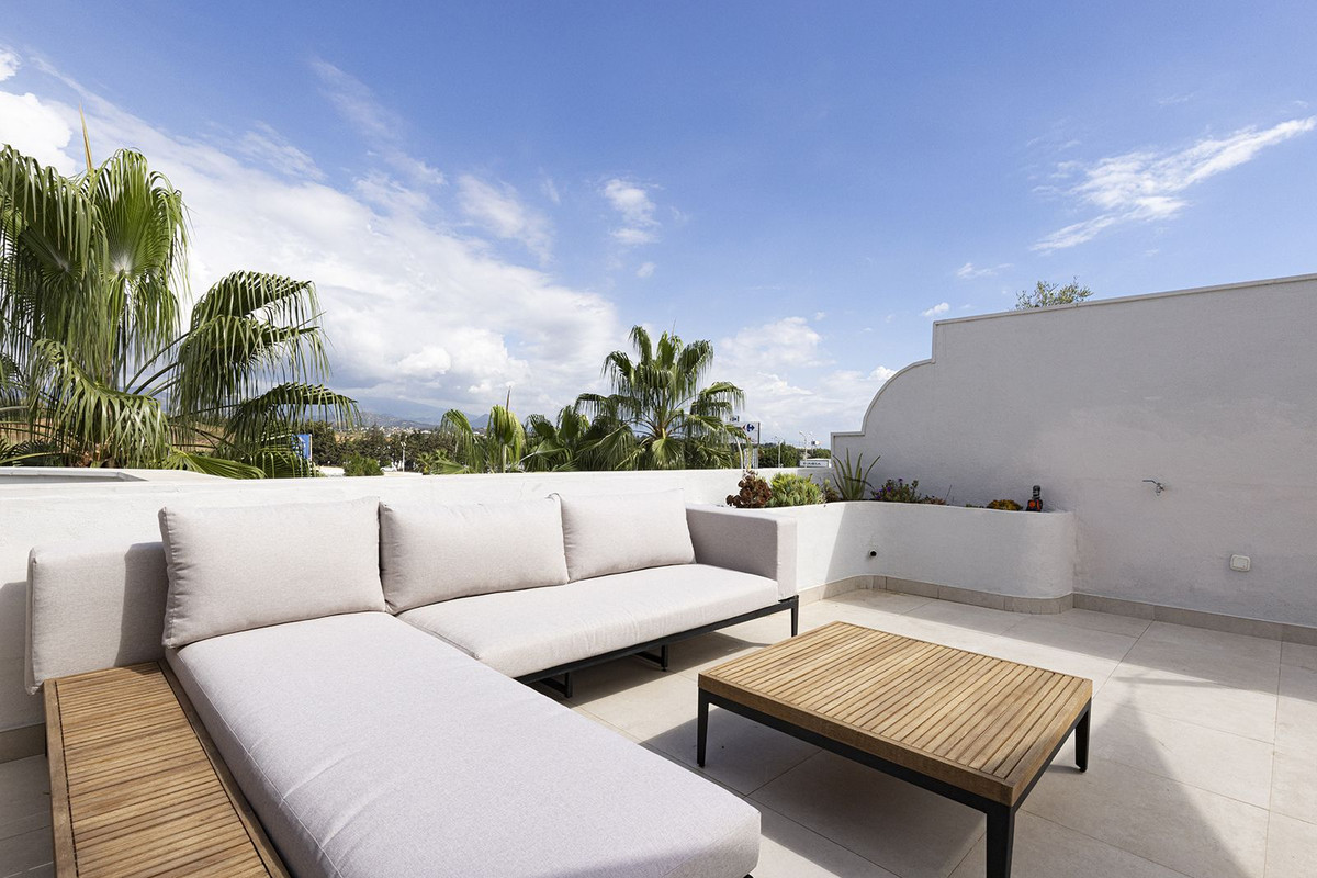 Te koop Penthouse Costa Del Sol Estepona € 975.000,-