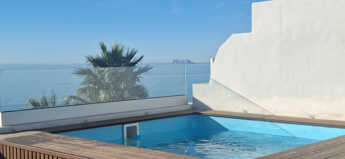 Te koop Penthouse Costa Del Sol Estepona € 975.000,-