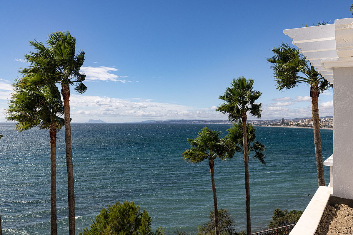 Te koop Penthouse Costa Del Sol Estepona € 975.000,-