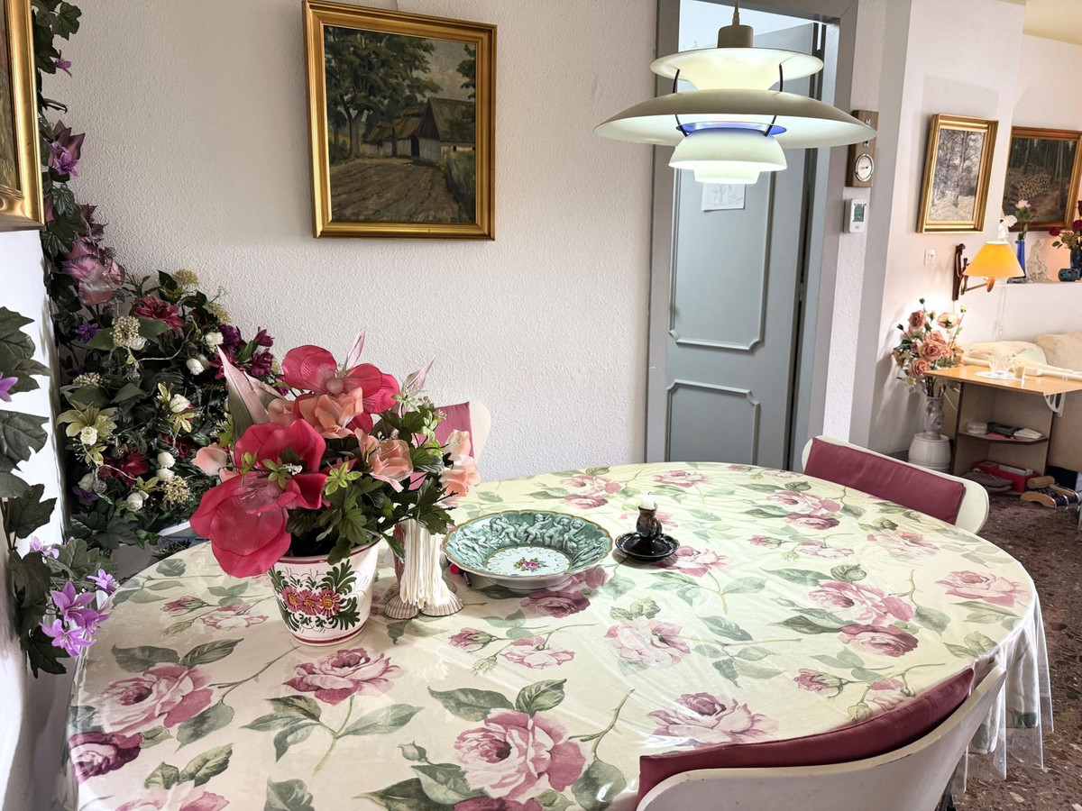 Te koop Middle Floor Apartment Costa Del Sol Fuengirola € 325.000,-