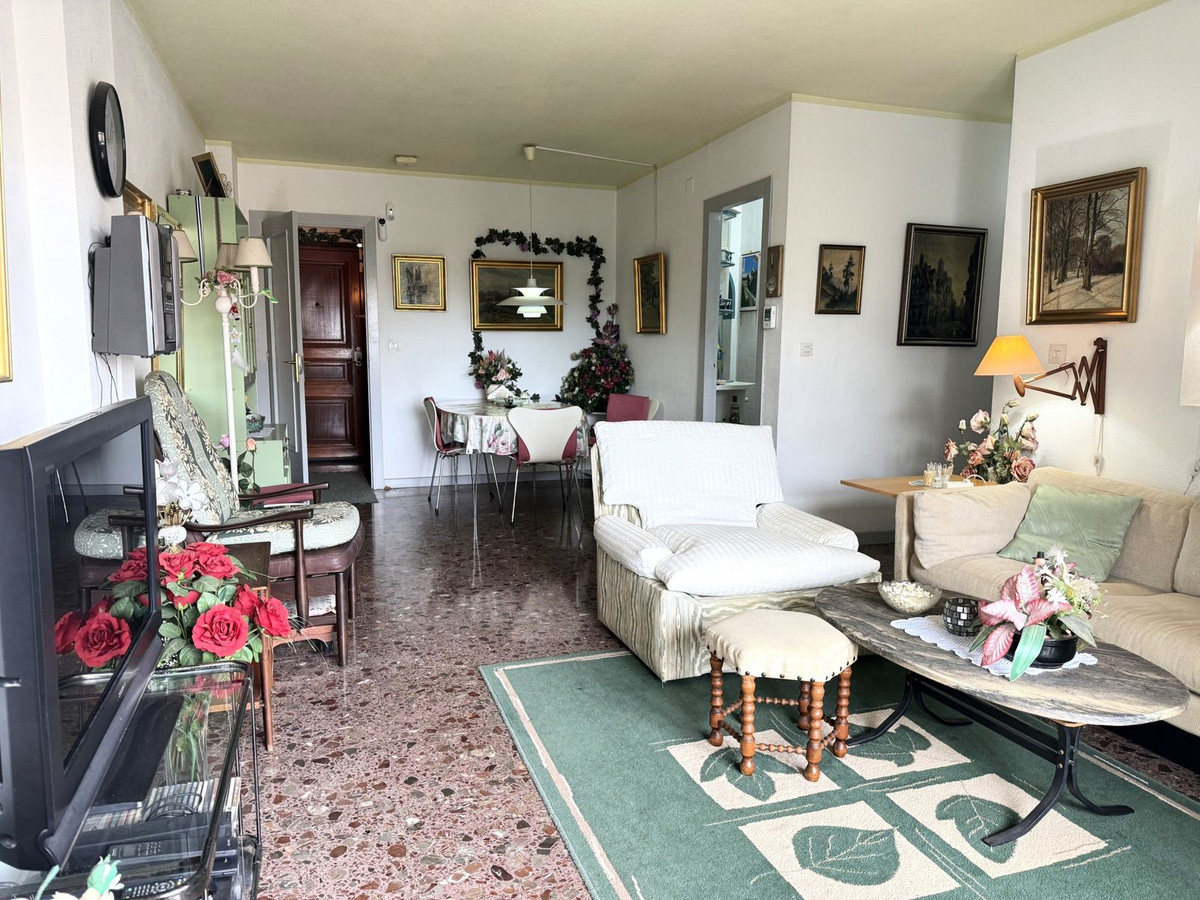 Te koop Middle Floor Apartment Costa Del Sol Fuengirola € 325.000,-