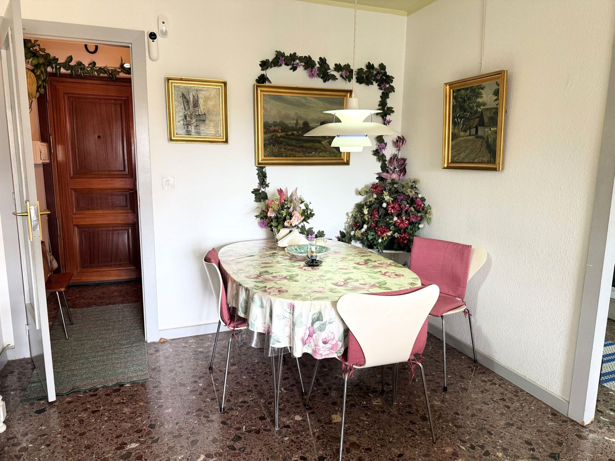Te koop Middle Floor Apartment Costa Del Sol Fuengirola € 325.000,-