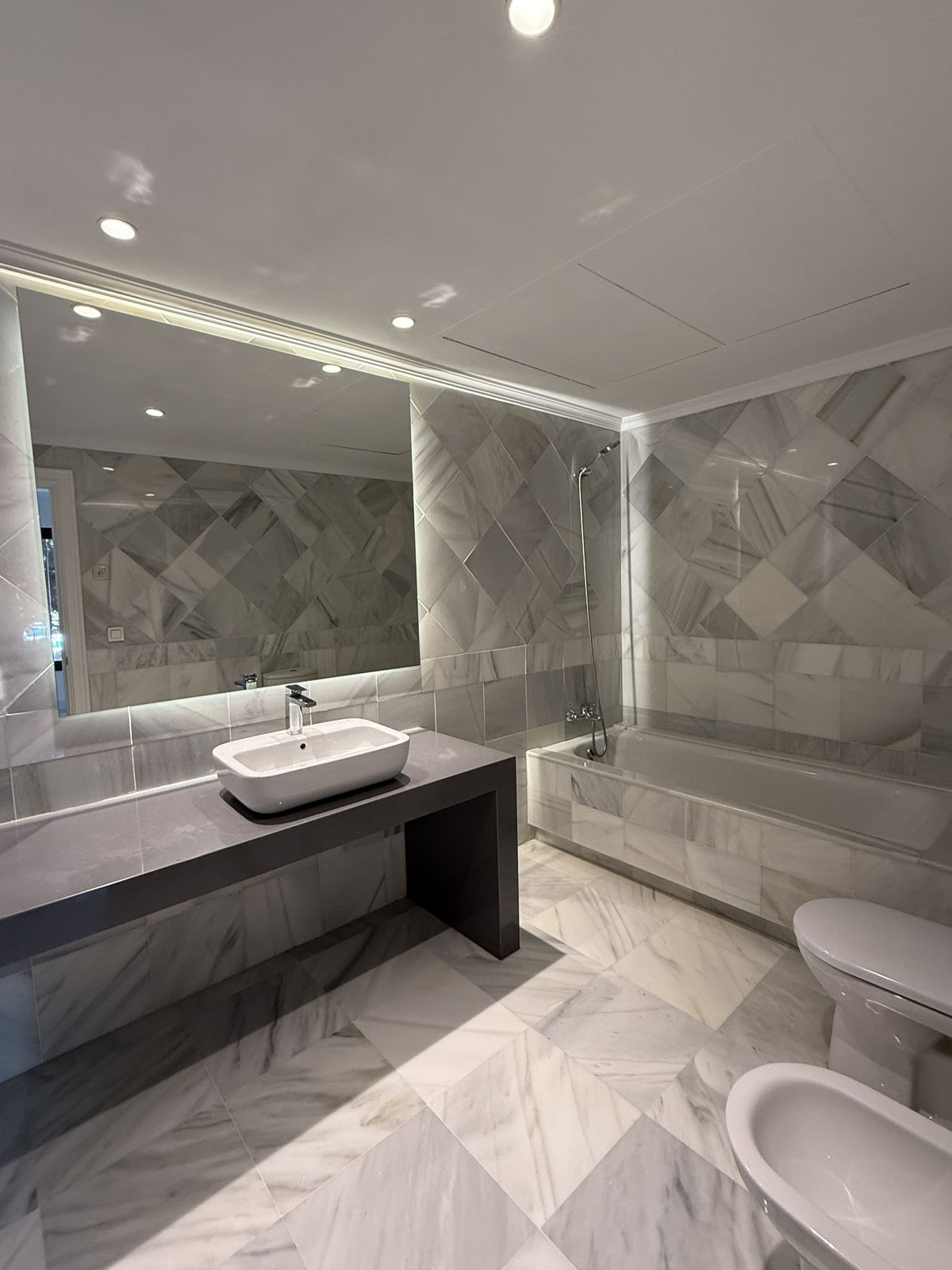 Te koop Gelijkvloers appartement Costa Del Sol Benahavís € 800.000,-