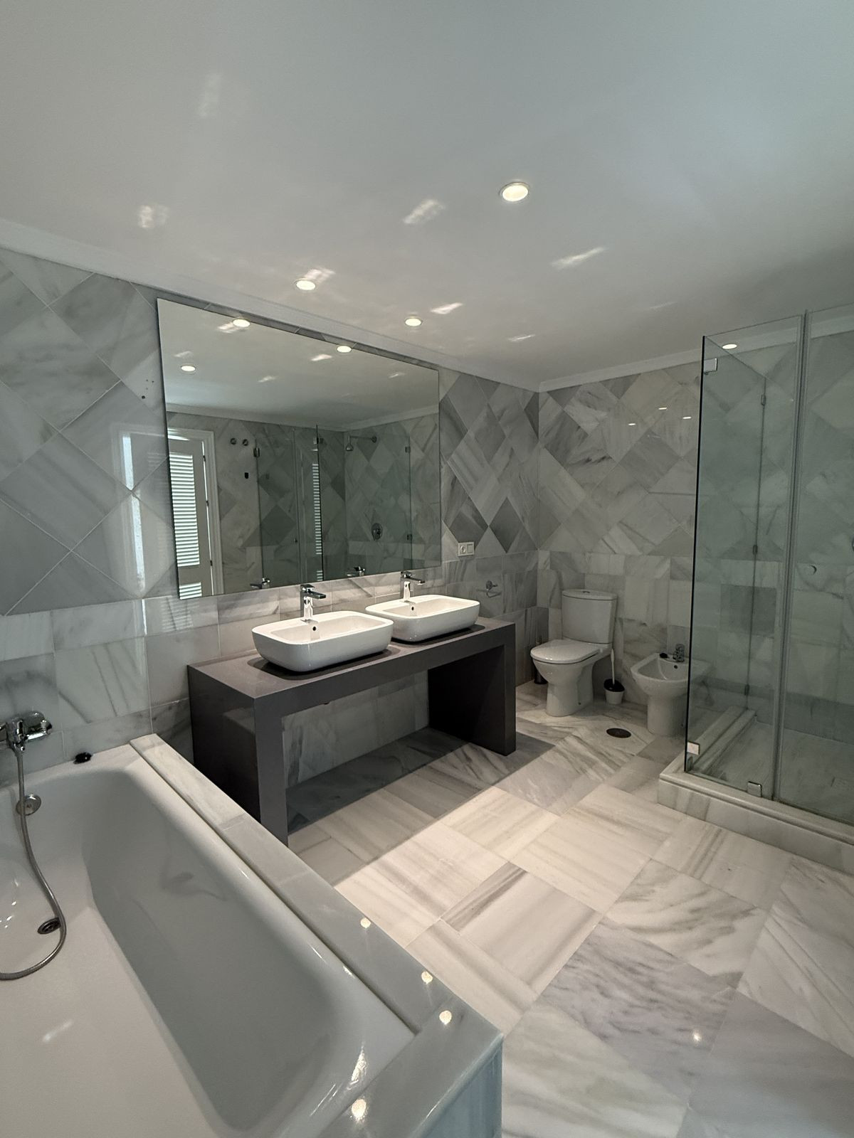 Te koop Gelijkvloers appartement Costa Del Sol Benahavís € 800.000,-