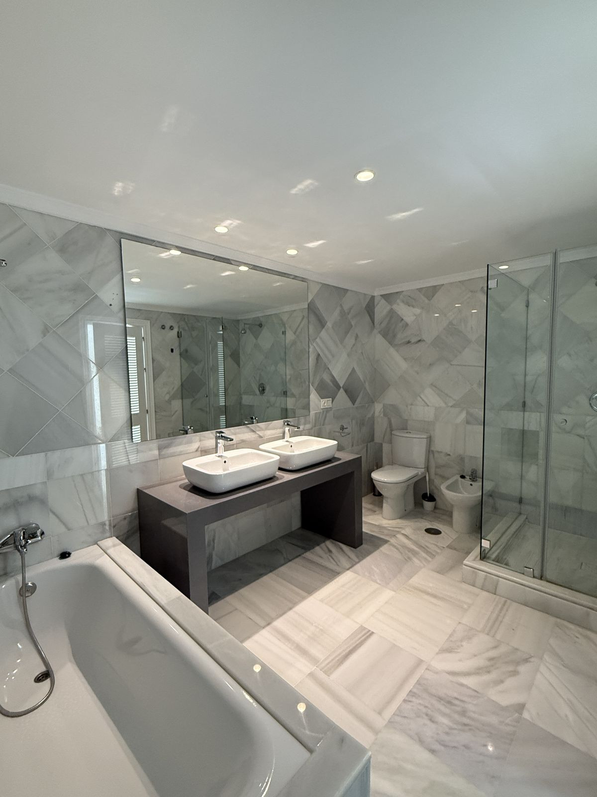 Te koop Gelijkvloers appartement Costa Del Sol Benahavís € 800.000,-