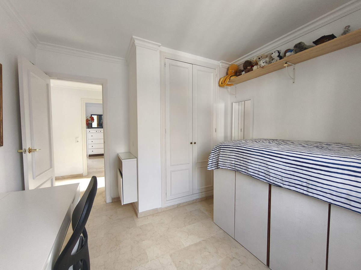 Te koop Half vrijstaand huis Costa Del Sol Estepona € 849.000,-