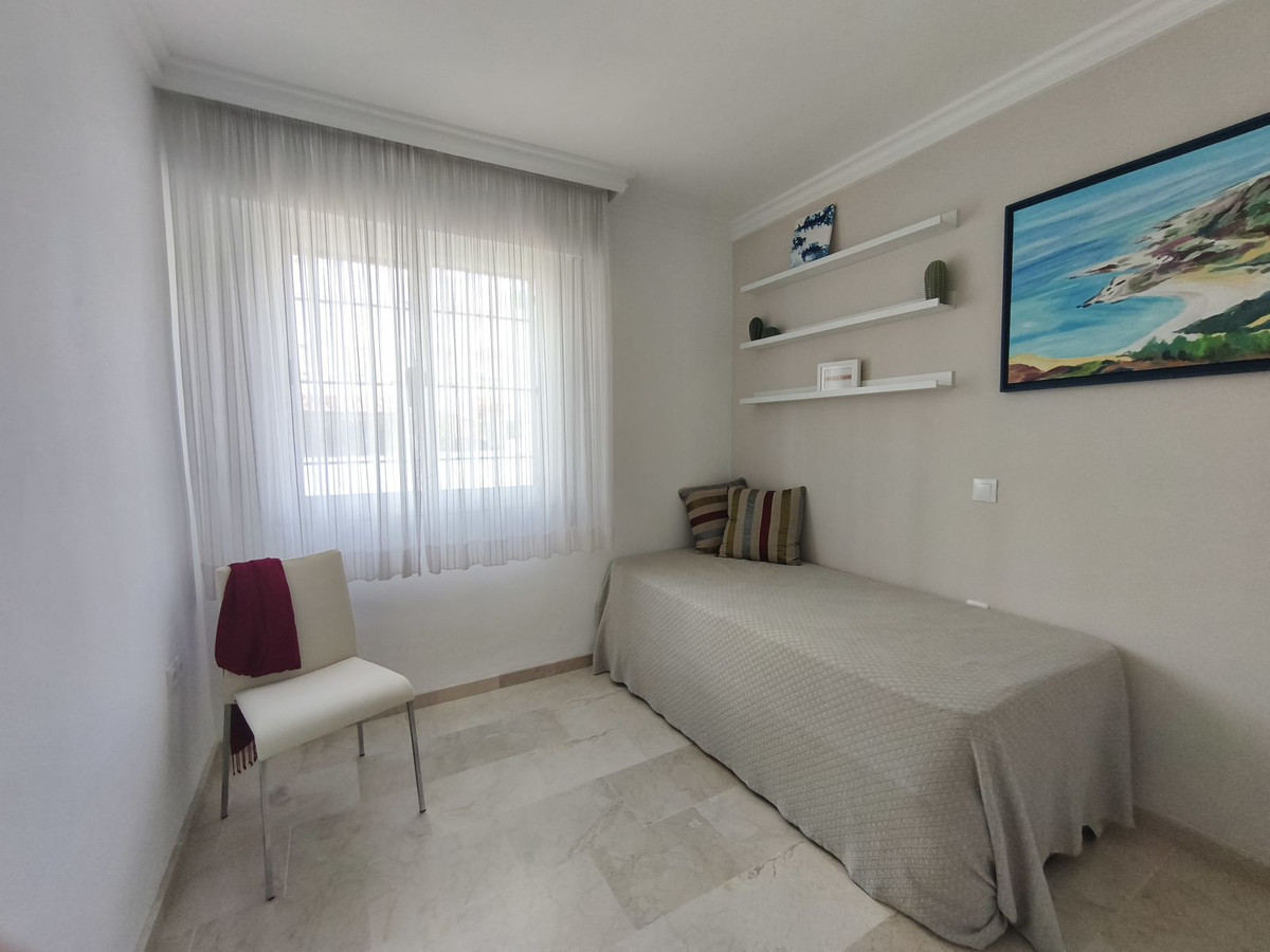 Te koop Half vrijstaand huis Costa Del Sol Estepona € 849.000,-