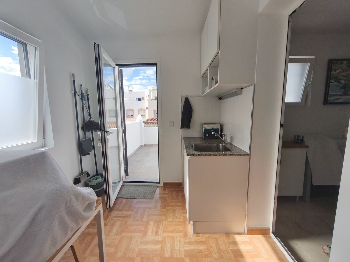 Te koop Half vrijstaand huis Costa Del Sol Estepona € 849.000,-