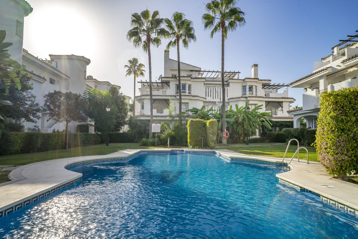 Te koop Gelijkvloers appartement Costa Del Sol Nueva Andalucía € 595.000,-