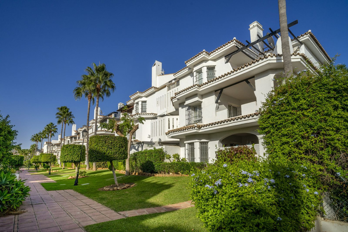 Te koop Gelijkvloers appartement Costa Del Sol Nueva Andalucía € 595.000,-