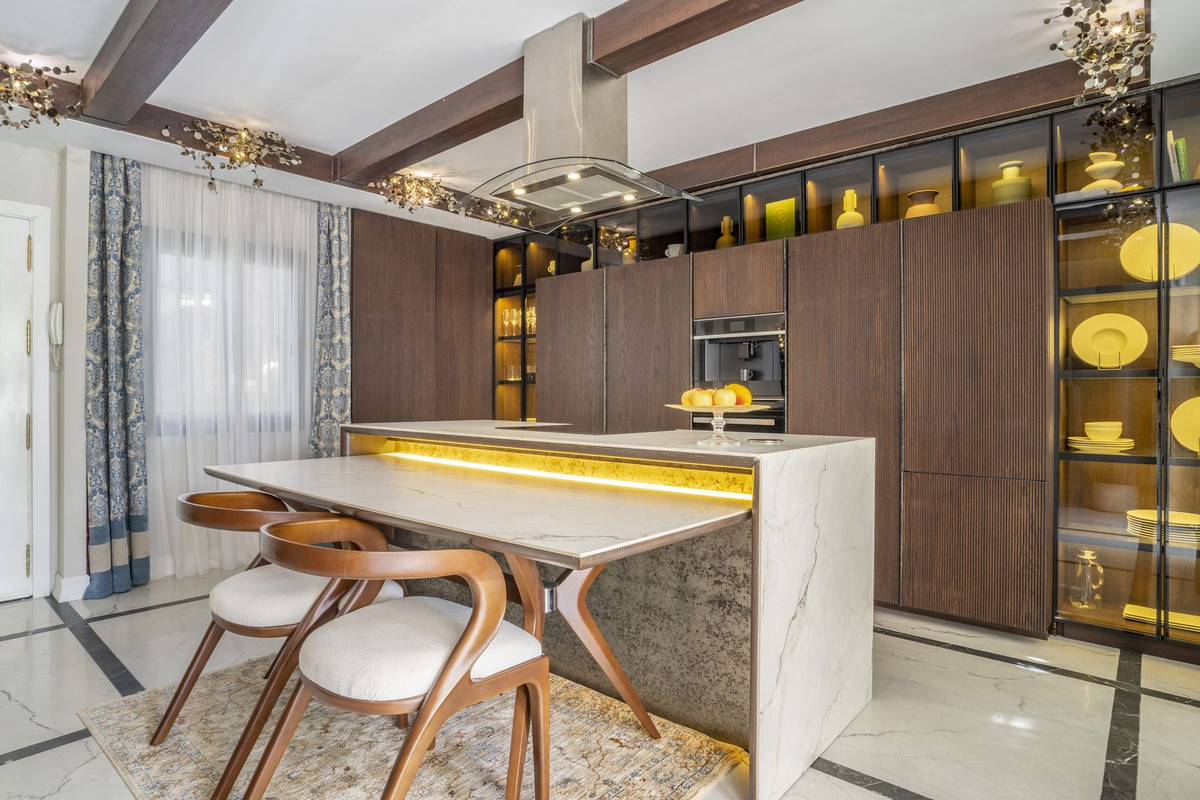 Te koop Gelijkvloers appartement Costa Del Sol Nueva Andalucía € 595.000,-