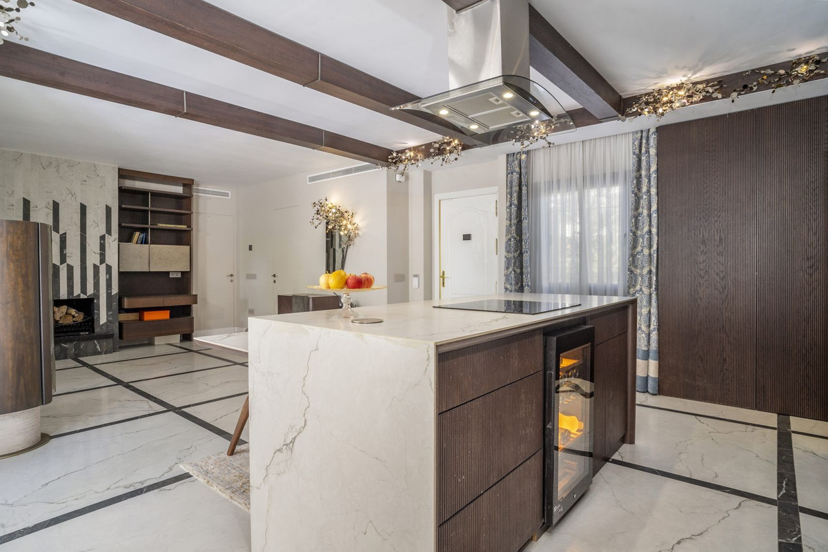 Te koop Gelijkvloers appartement Costa Del Sol Nueva Andalucía € 595.000,-