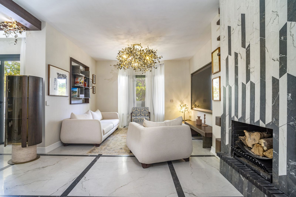 Te koop Gelijkvloers appartement Costa Del Sol Nueva Andalucía € 595.000,-