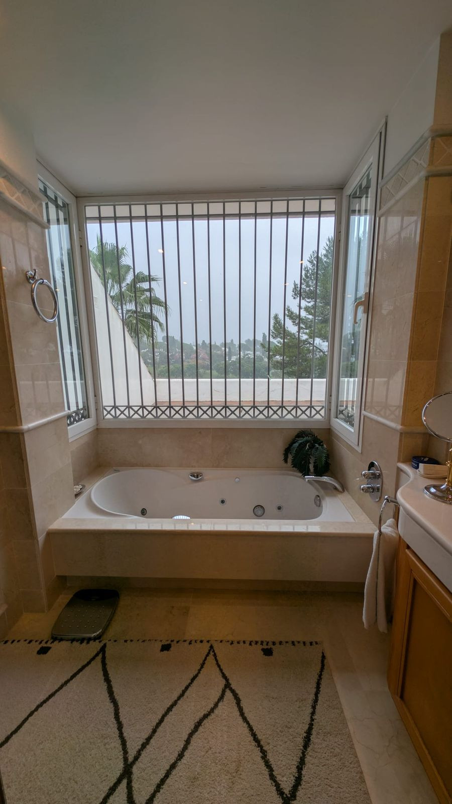 Te koop Vrijstaande Villa Costa Del Sol Aloha € 4.495.000,-