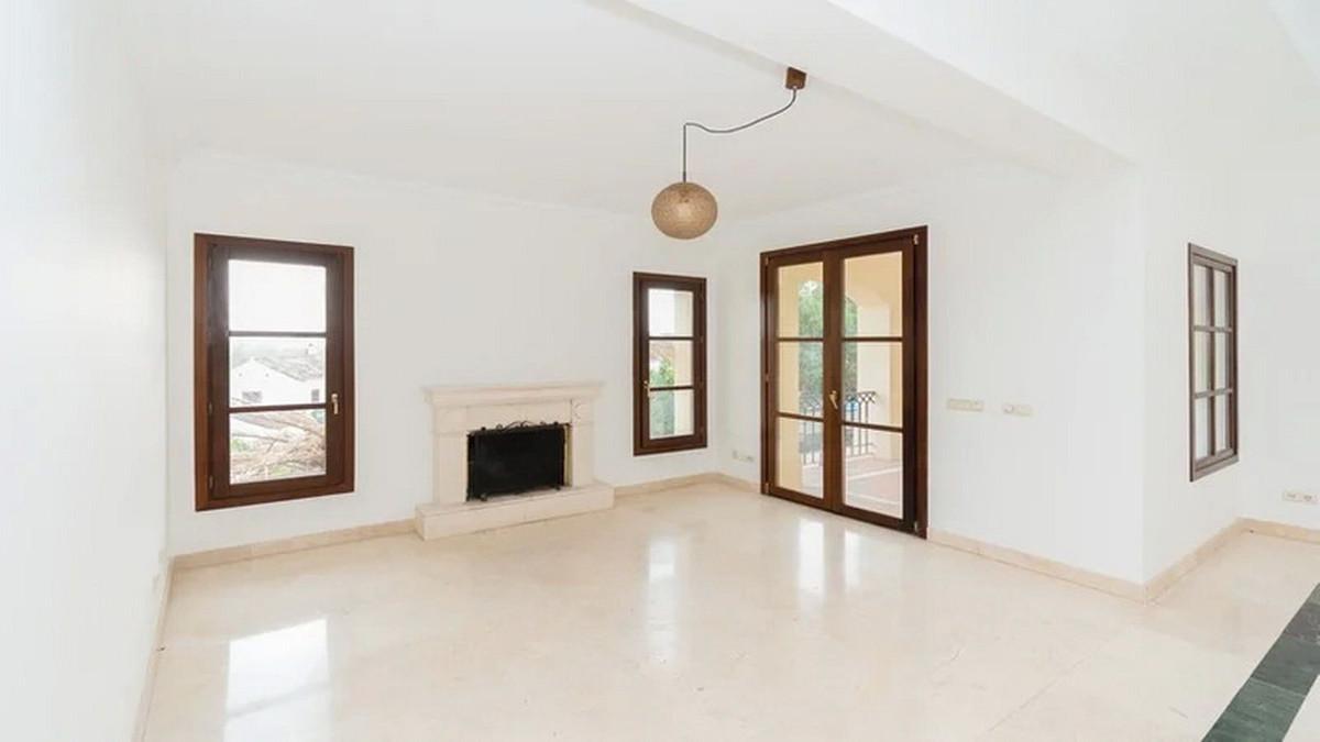 Te koop Vrijstaande Villa Costa Del Sol Nueva Andalucía € 2.365.000,-