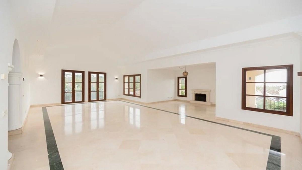 Te koop Vrijstaande Villa Costa Del Sol Nueva Andalucía € 2.365.000,-