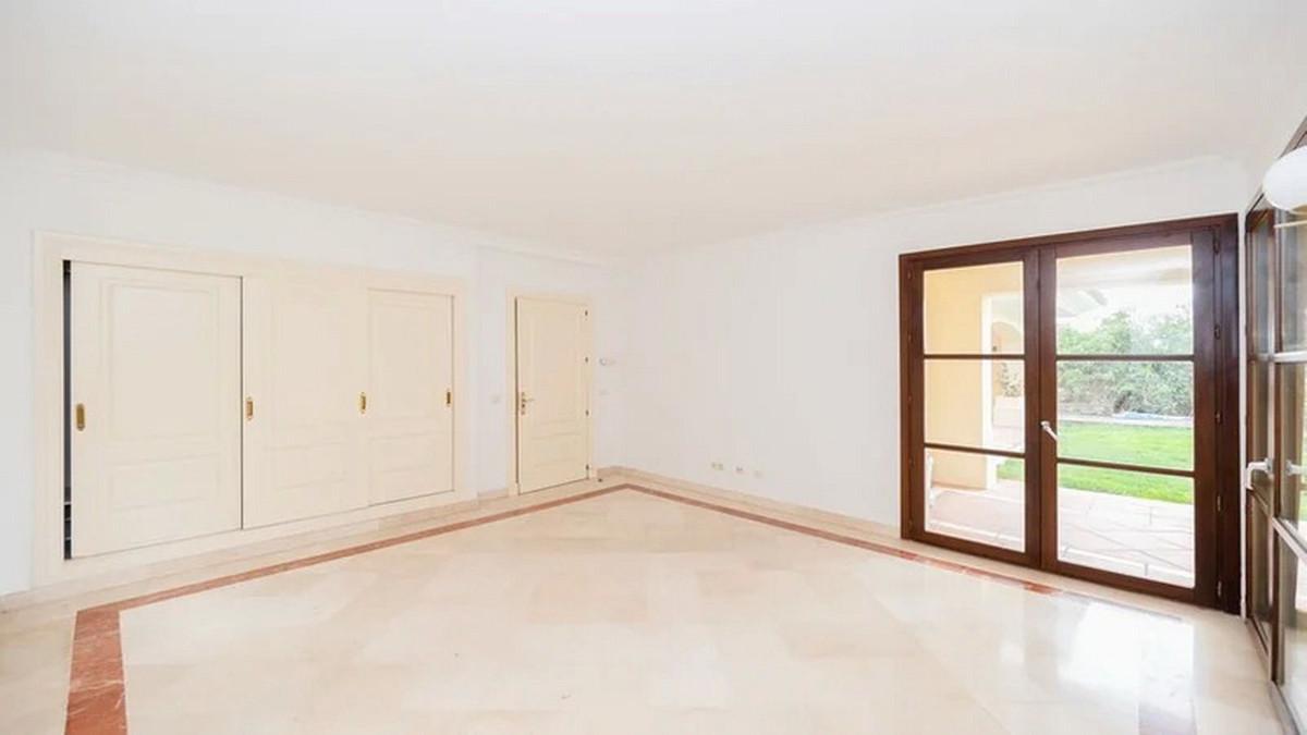 Te koop Vrijstaande Villa Costa Del Sol Nueva Andalucía € 2.365.000,-