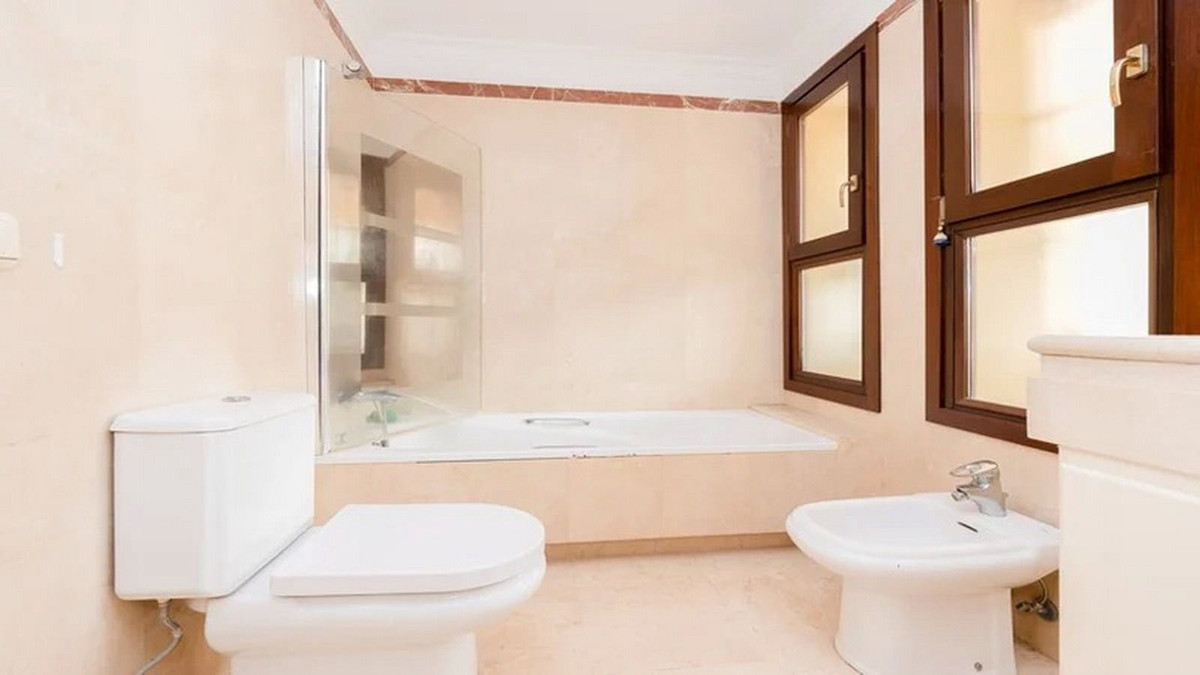 Te koop Vrijstaande Villa Costa Del Sol Nueva Andalucía € 2.365.000,-