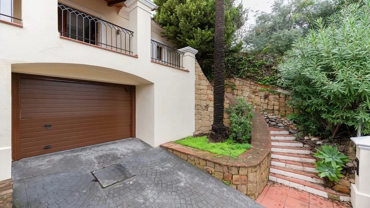 Te koop Vrijstaande Villa Costa Del Sol Nueva Andalucía € 2.365.000,-