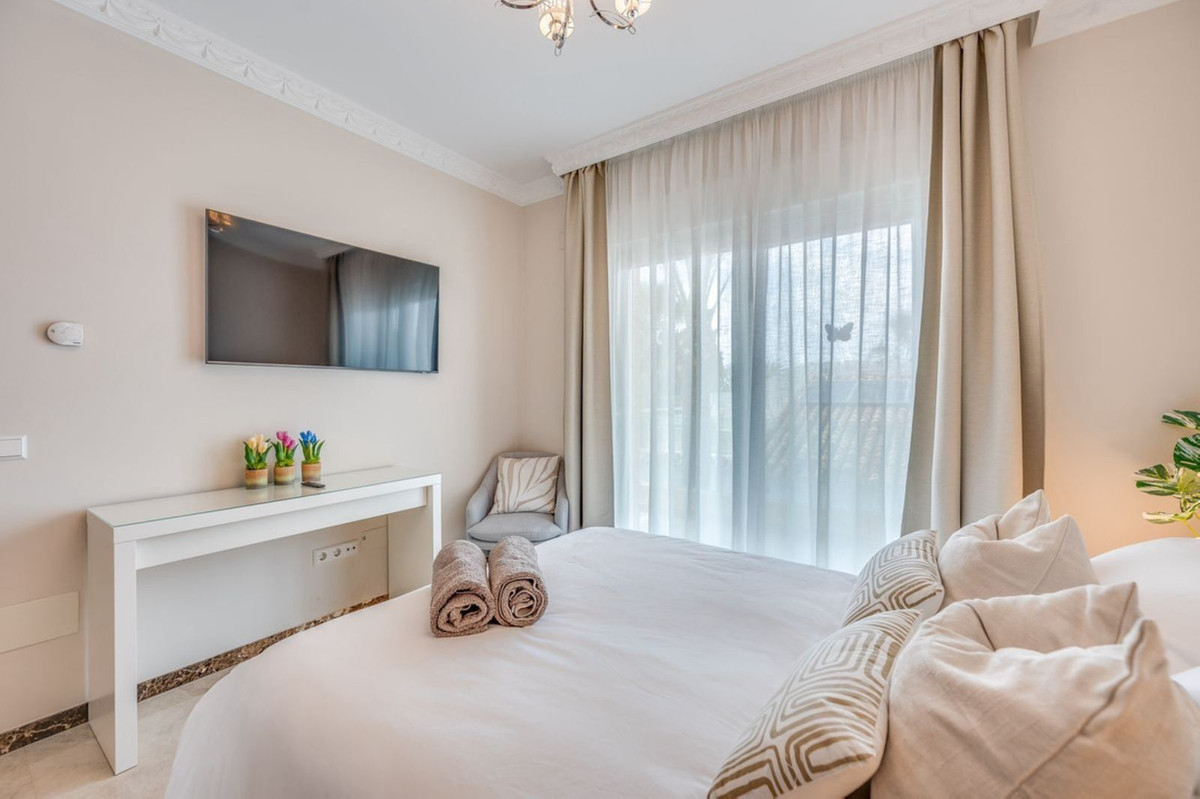 Te koop Vrijstaande Villa Costa Del Sol Marbesa € 2.400.000,-