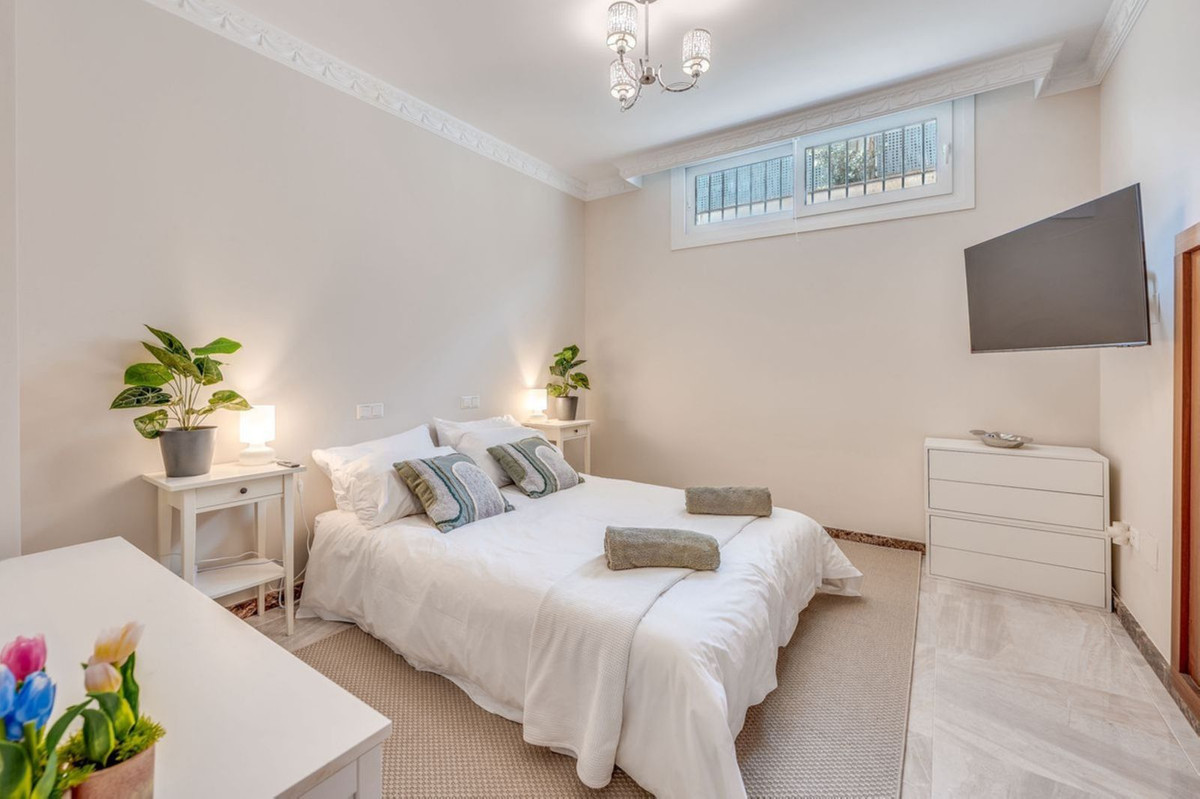 Te koop Vrijstaande Villa Costa Del Sol Marbesa € 2.400.000,-