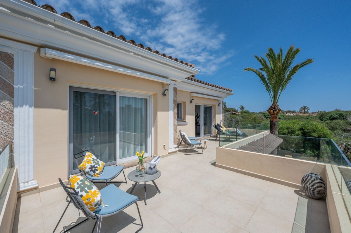 Te koop Vrijstaande Villa Costa Del Sol Marbesa € 2.400.000,-