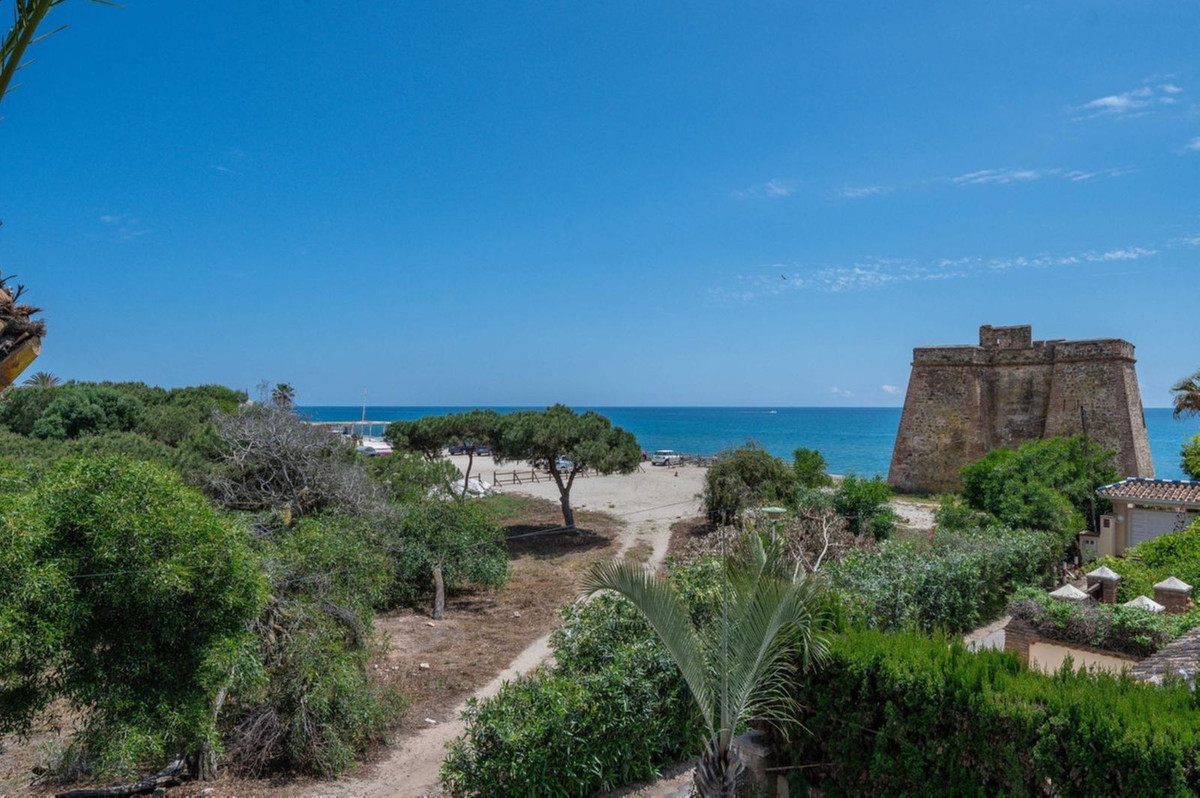 Te koop Vrijstaande Villa Costa Del Sol Marbesa € 2.400.000,-