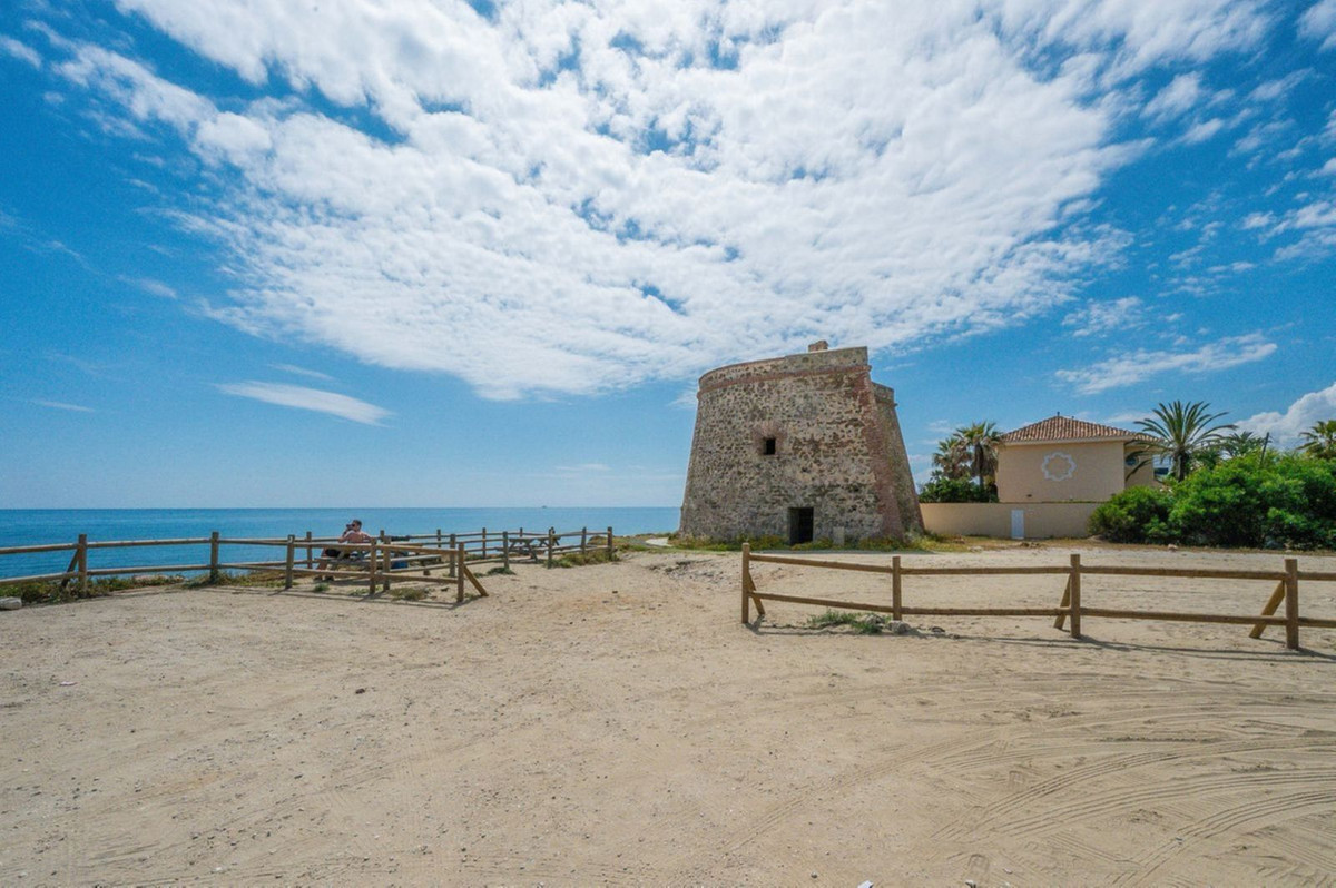 Te koop Vrijstaande Villa Costa Del Sol Marbesa € 2.400.000,-