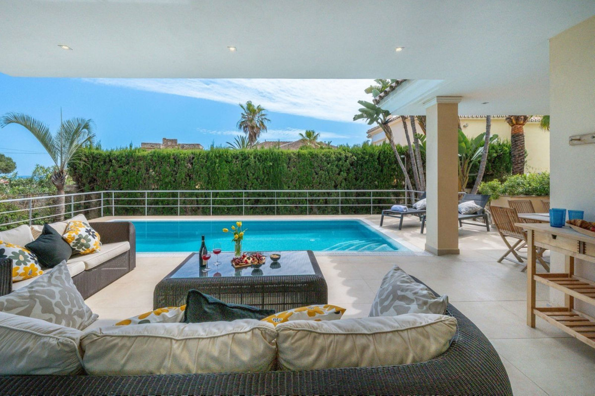 Te koop Vrijstaande Villa Costa Del Sol Marbesa € 2.400.000,-