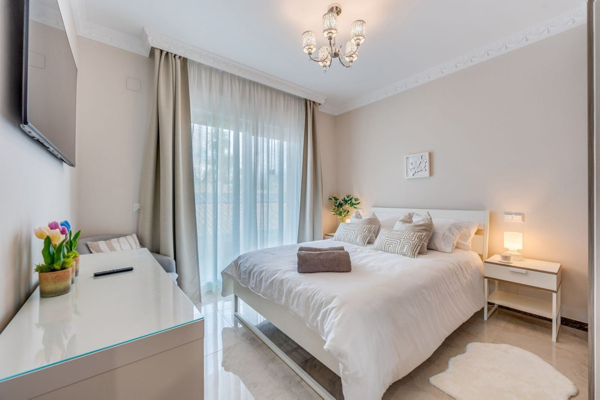 Te koop Vrijstaande Villa Costa Del Sol Marbesa € 2.400.000,-