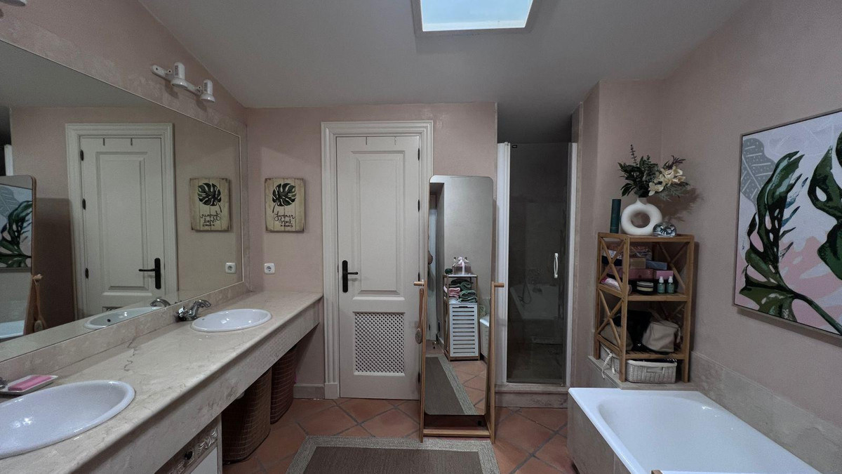 Te koop Vrijstaande Villa Costa Del Sol Sotogrande € 790.000,-