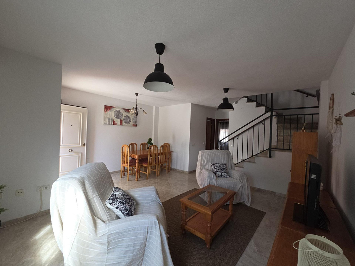 Te koop Herenhuis Costa Del Sol Chilches € 410.000,-