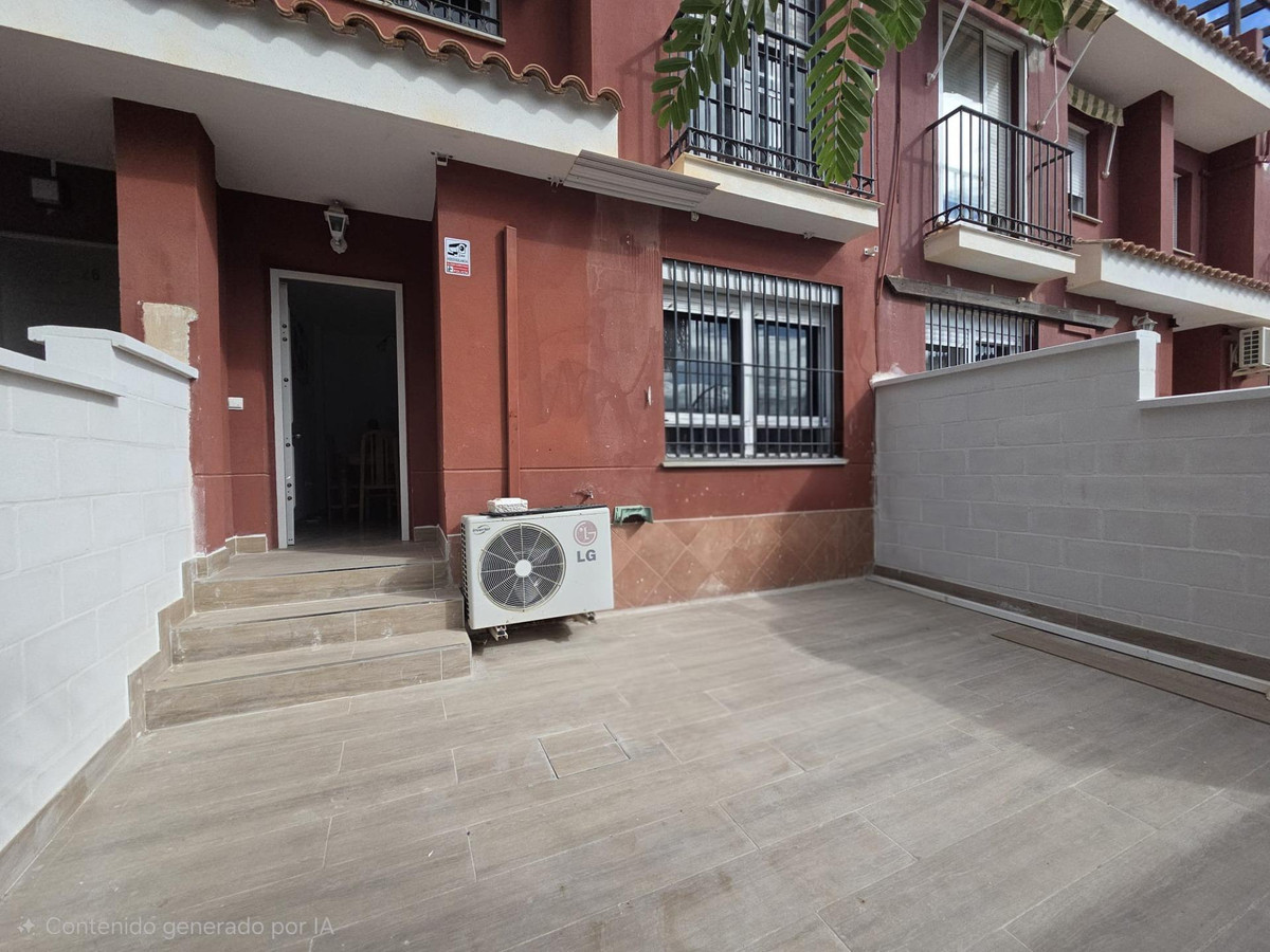 Te koop Herenhuis Costa Del Sol Chilches € 410.000,-