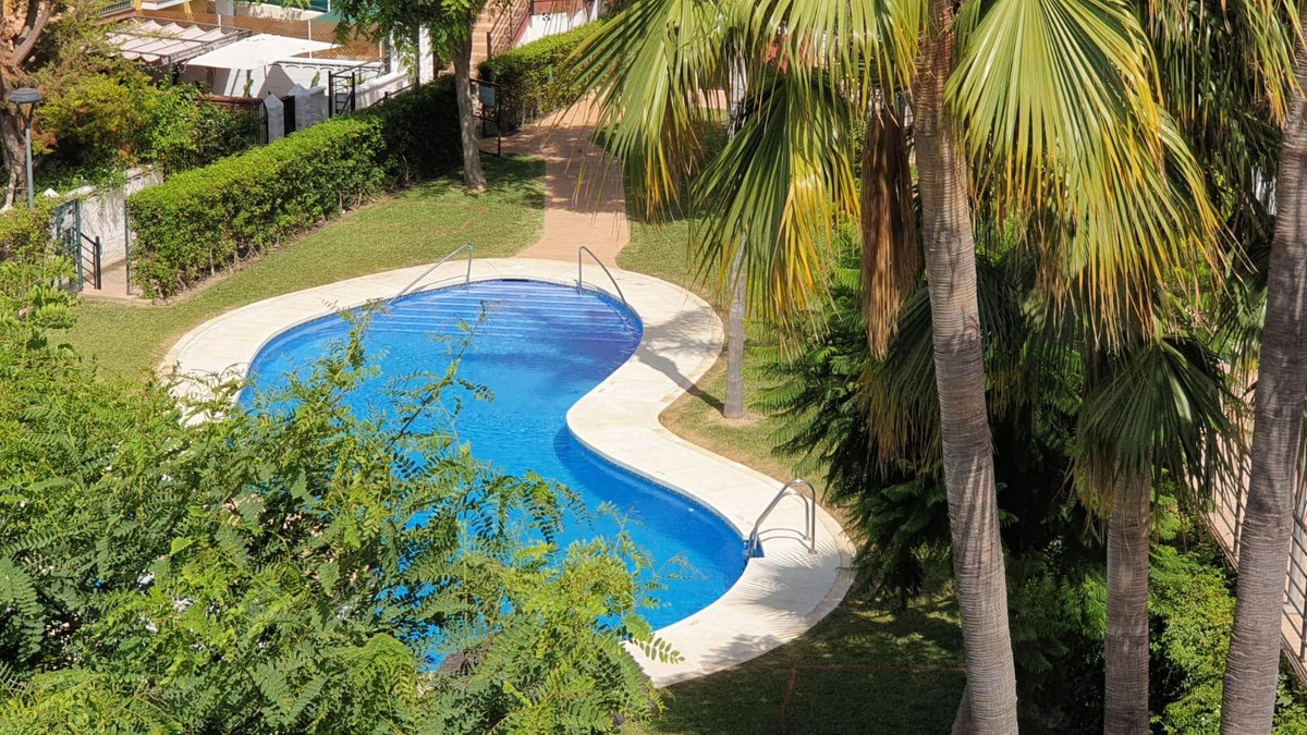 Te koop Herenhuis Costa Del Sol Chilches € 410.000,-