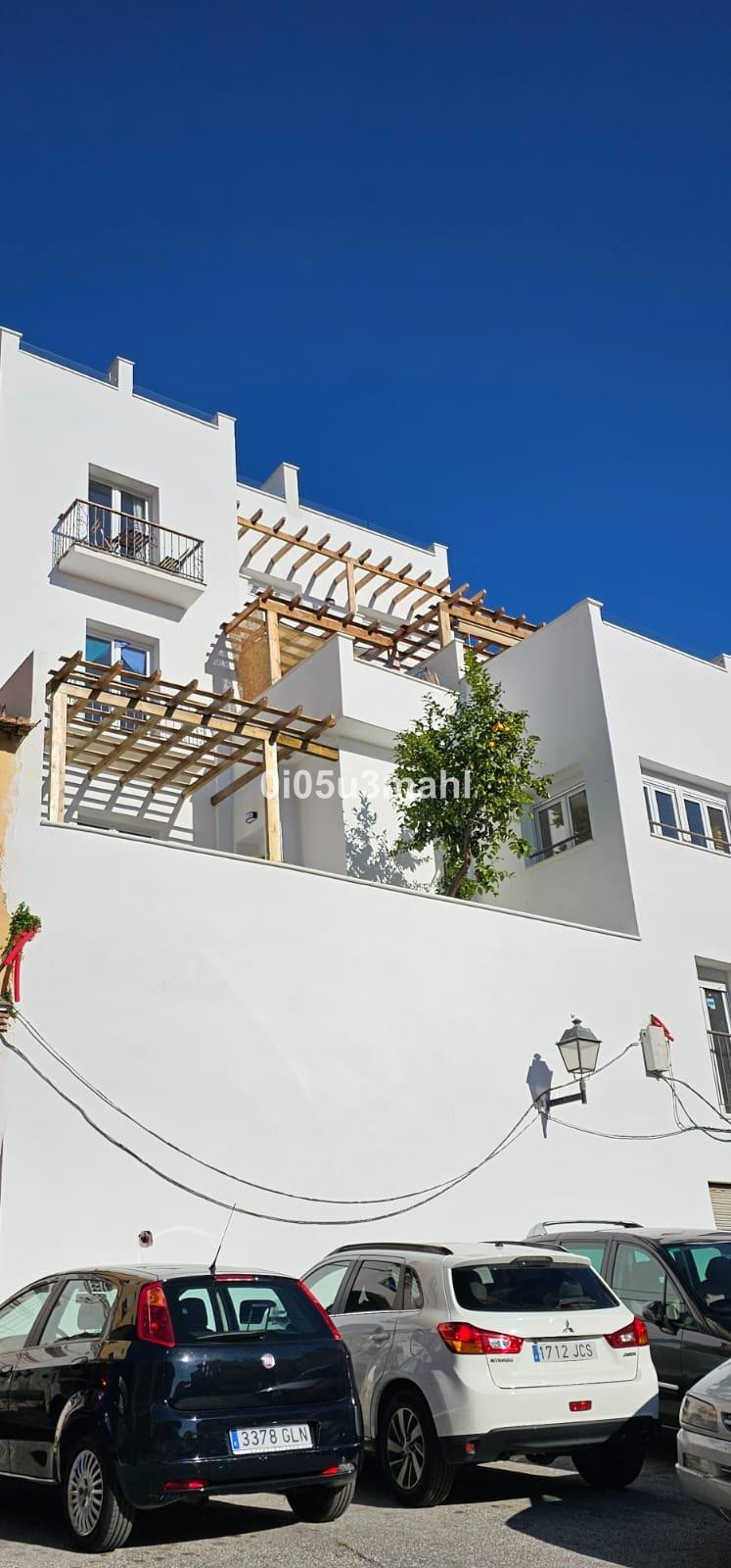 Te koop Middle Floor Apartment Costa Del Sol Málaga € 645.000,-