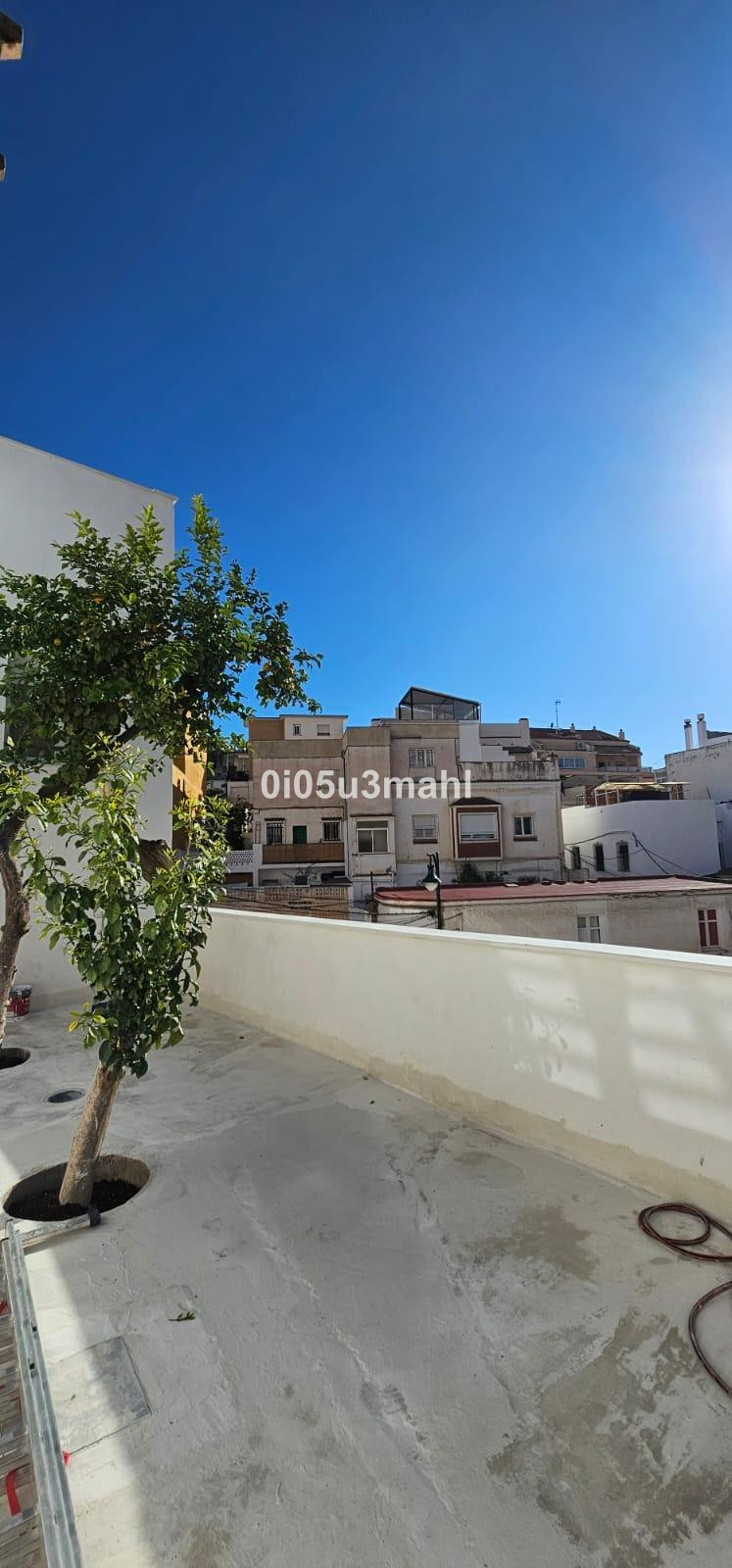 Te koop Middle Floor Apartment Costa Del Sol Málaga € 645.000,-