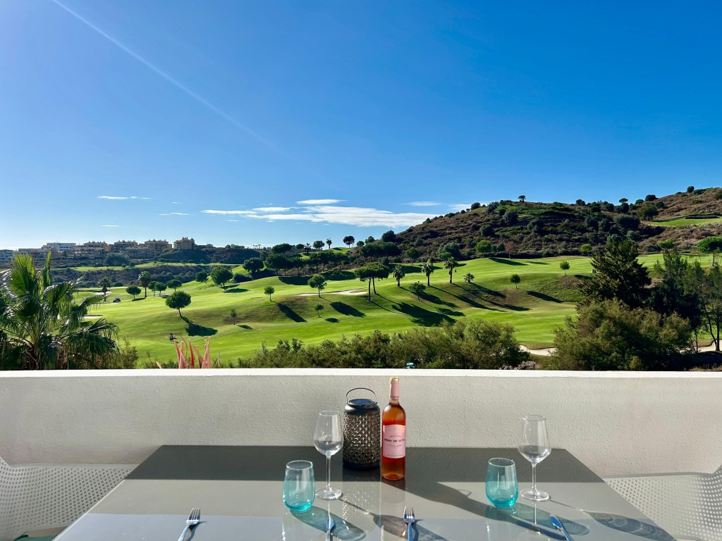 Te koop Middle Floor Apartment Costa Del Sol Calanova Golf € 285.000,-