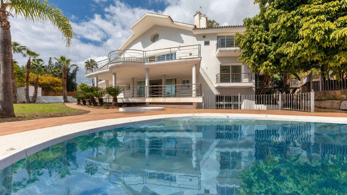 Te koop Vrijstaande Villa Costa Del Sol Los Almendros € 2.150.000,-