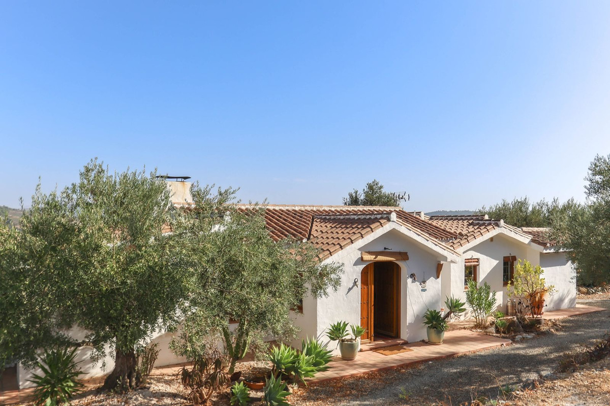 Te koop Vrijstaande Villa Costa Del Sol Casarabonela € 349.000,-